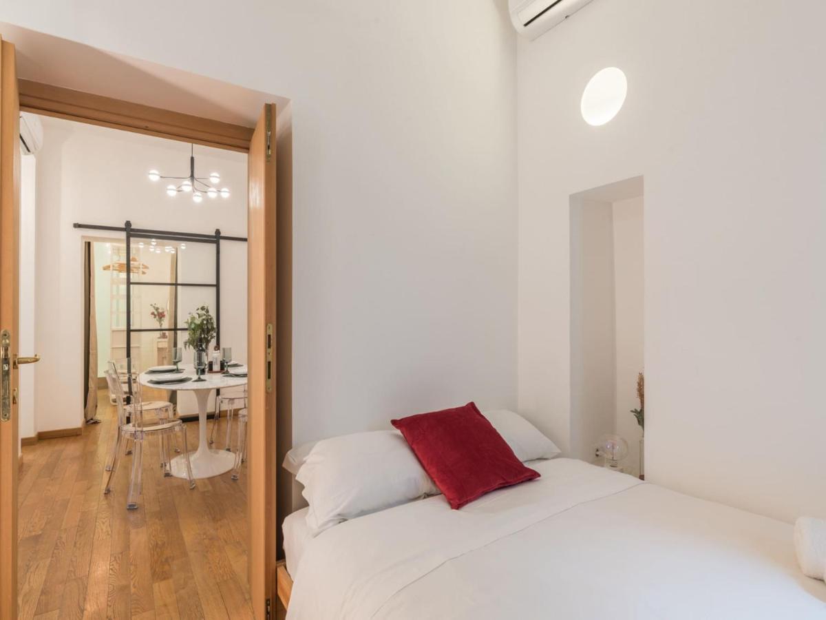 The Best Rent - Cozy Two-Bedroom Apartment In Via Dei Condotti Rome Exterior photo